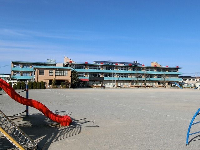 近くの結小学校まで2,100m(徒歩27分)