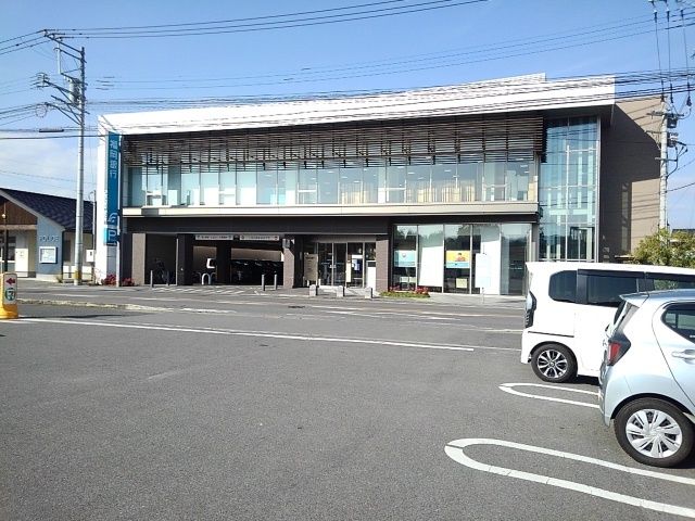 近くの福岡銀行北野支店まで520m（徒歩7分）