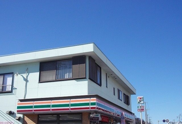 近くのセブンイレブン清水町長沢店まで110m（徒歩2分）