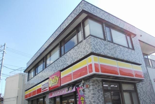 近くのデイリーヤマザキ清水町店まで950m（徒歩12分）