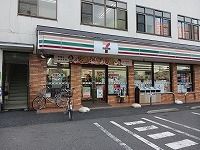近くのセブンイレブン宮代中央店まで1,200m(徒歩15分)