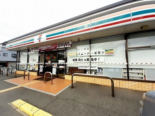 近くのセブンイレブン　明石西新町店まで400m（徒歩5分）