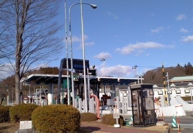近くの二本松インターチェンジまで1,200m（徒歩15分）