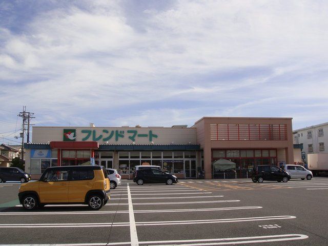 近くのフレンドマート河西店まで415m(徒歩6分)