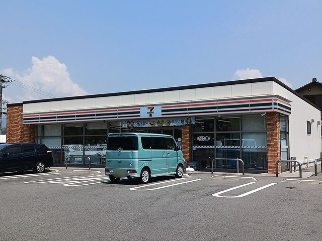 近くのMINISTOPまで550m(徒歩7分)