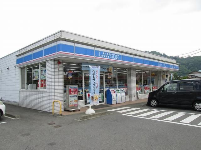 近くのローソン都留禾生店まで400m（徒歩5分）