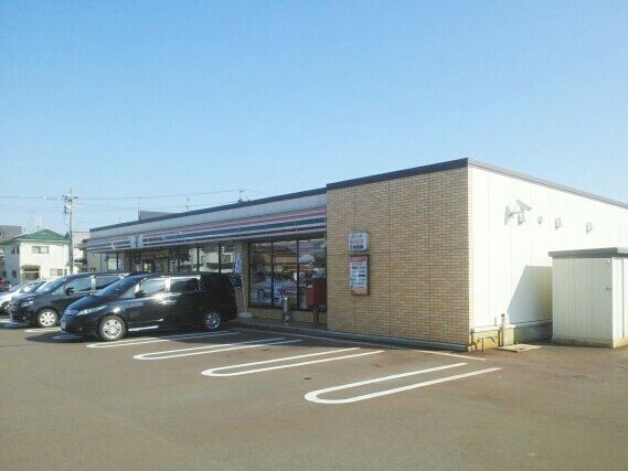 近くのセブンイレブンまで150m（徒歩2分）