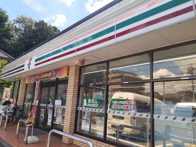 近くのセブンイレブン川崎枡形６丁目店まで140m（徒歩2分）