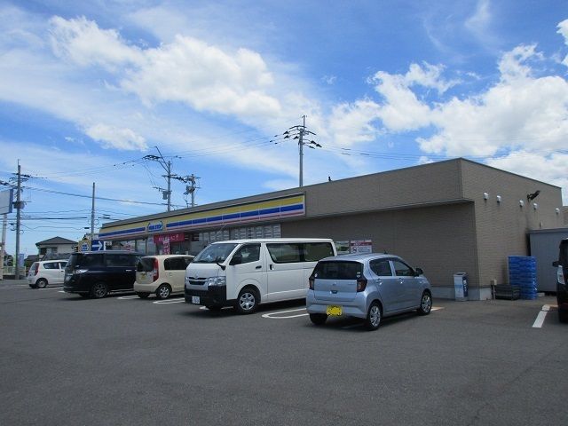 近くのミニストップ大川市下木佐木店まで1,310m(徒歩17分)