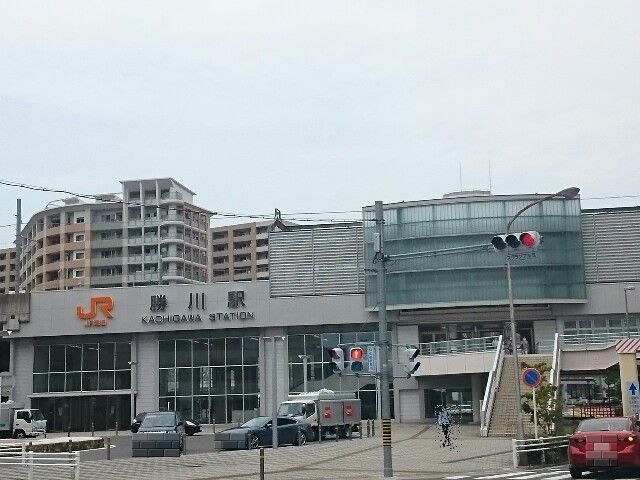 近くの勝川駅（ＪＲ）まで950m（徒歩12分）