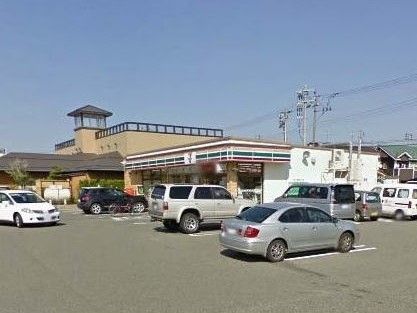 近くのセブンイレブン　松崎店まで600m（徒歩8分）