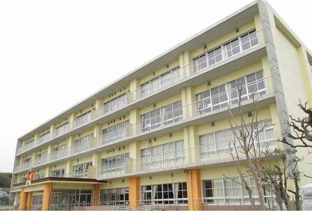 近くの河原田小学校まで350m(徒歩5分)