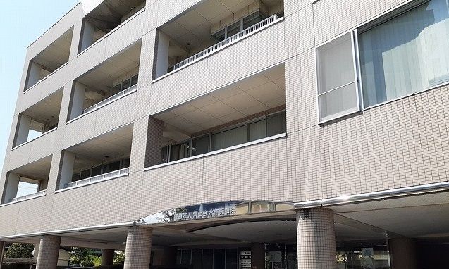 近くの水無瀬病院様まで350m（徒歩5分）