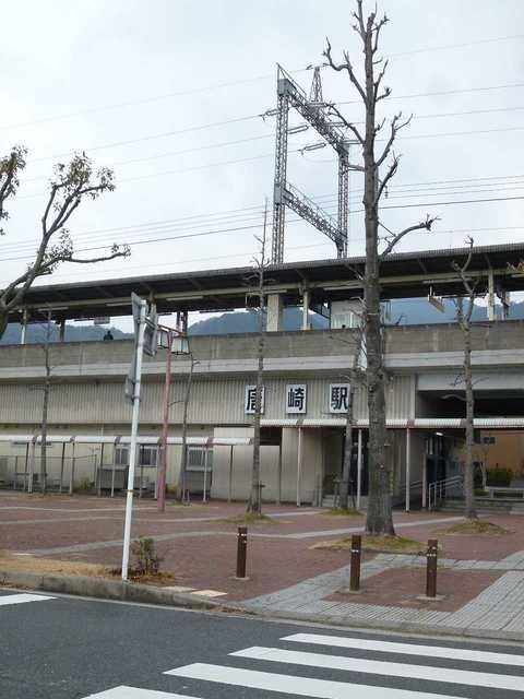 近くの唐崎駅まで850m（徒歩11分）