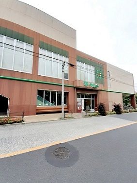 近くのサミット板橋弥生町店まで383m(徒歩5分)