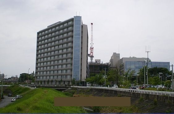 近くの総合病院まで4,300m（徒歩54分）