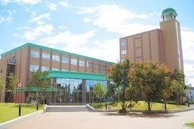 近くの埼玉工業大学まで3,300m（徒歩42分）