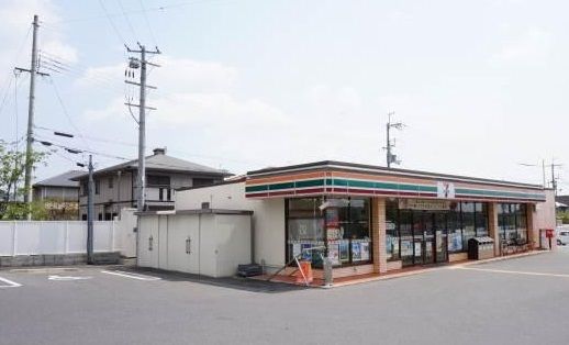 近くのセブンイレブン　大津仰木の里店まで1,000m（徒歩13分）