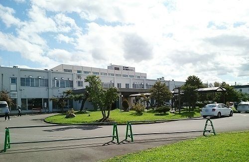 近くの病院まで1,200m（徒歩15分）