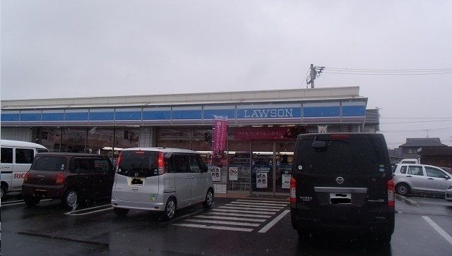 近くのローソン川島東町店さんまで1,100m(徒歩14分)