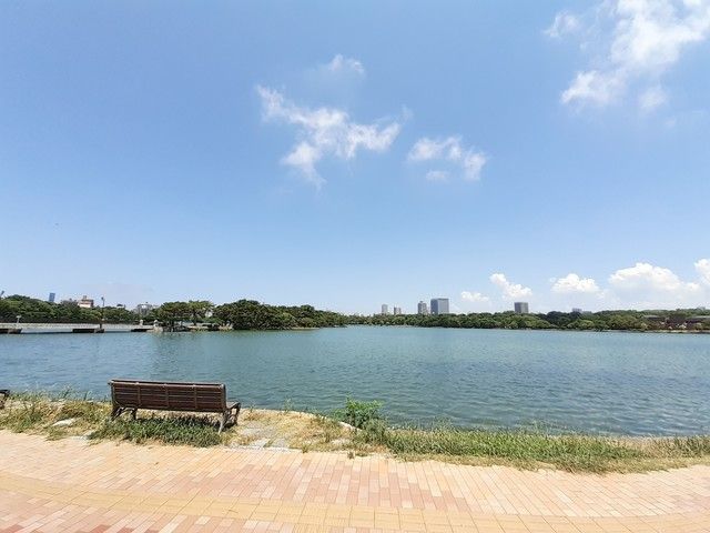 近くの公園まで1,000m（徒歩13分）