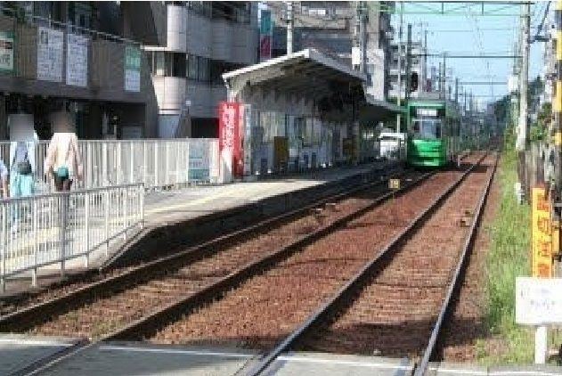 近くの広電古江駅まで550m（徒歩7分）
