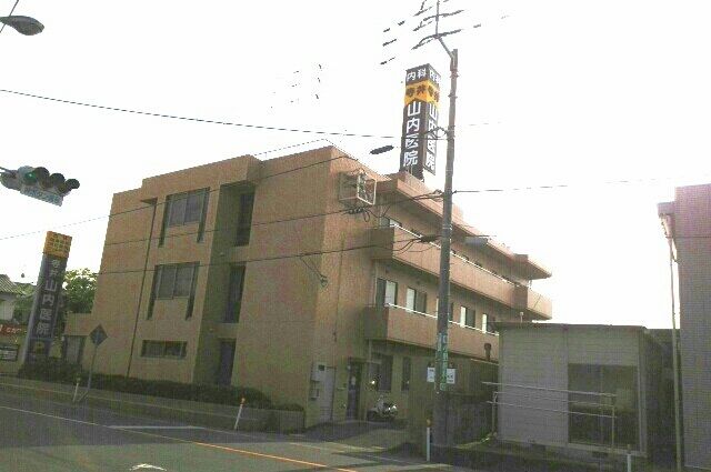 近くの病院まで1,080m（徒歩14分）