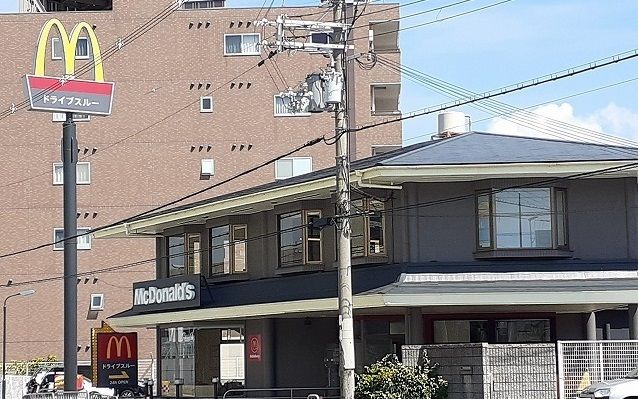 近くのマクドナルド様まで370m（徒歩5分）
