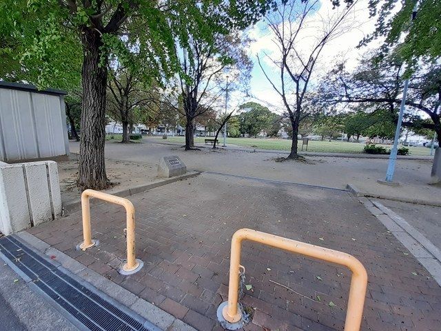 近くの今林公園まで400m（徒歩5分）