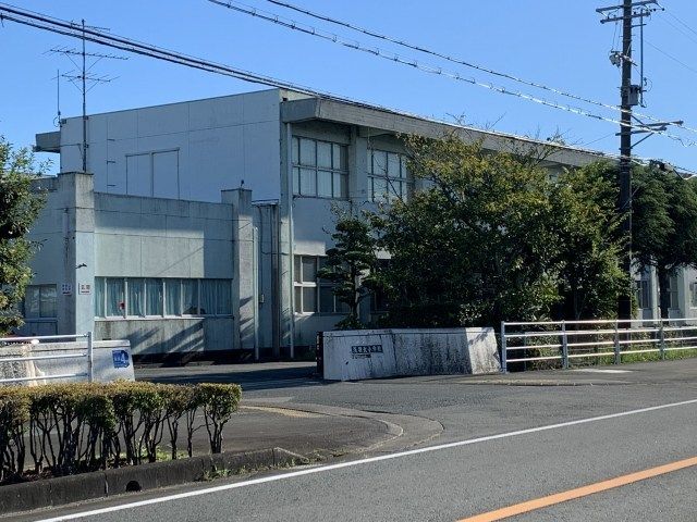 近くの浅羽北小学校まで500m（徒歩7分）