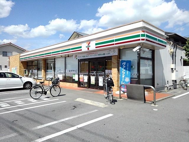 近くのセブンイレブン甲府住吉三丁目店まで500m(徒歩7分)