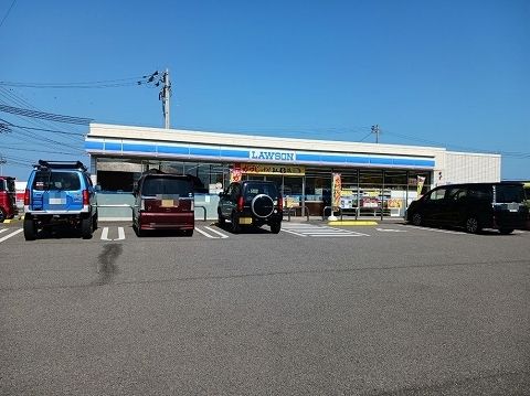 近くのローソン徳島おどり空港口店様まで39m(徒歩1分)