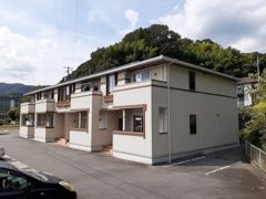 カレント ヴィラの外観画像