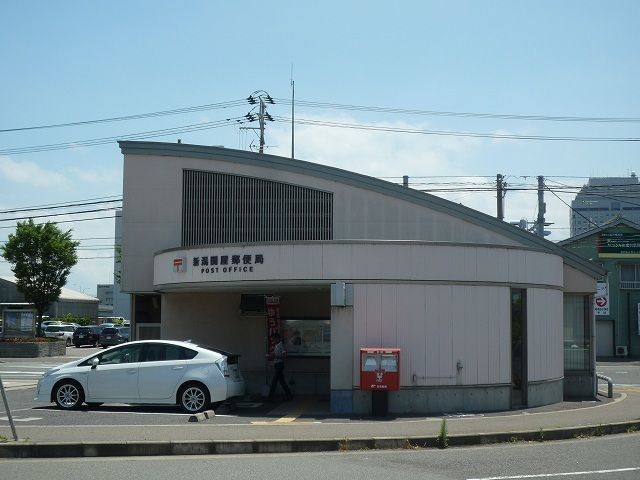 近くの郵便局まで650m（徒歩9分）