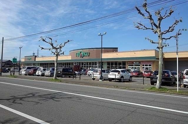近くのイトク　川尻店まで700m（徒歩9分）