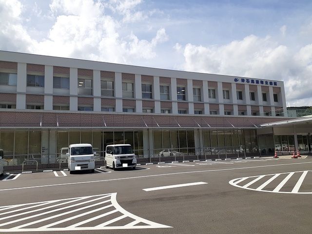 近くの神石高原町立病院まで450m（徒歩6分）