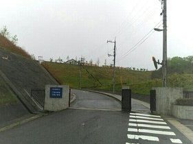 近くの三和中学校まで900m（徒歩12分）