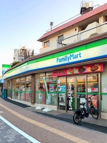 近くのファミリーマート豊島池袋三丁目まで213m(徒歩3分)
