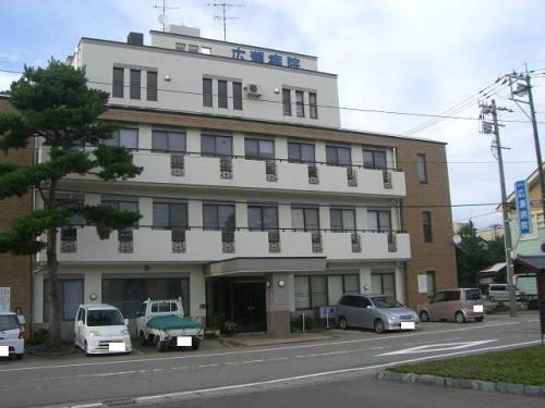 近くの広瀬病院まで450m（徒歩6分）