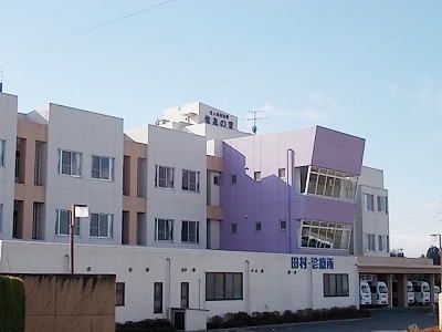 近くの病院まで1,300m（徒歩17分）