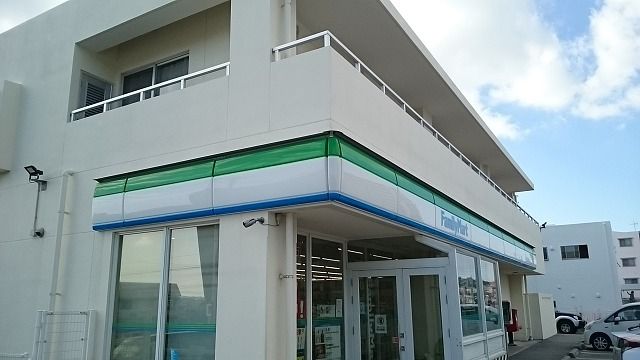 近くのファミリーマート津嘉山バイパスまで300m(徒歩4分)