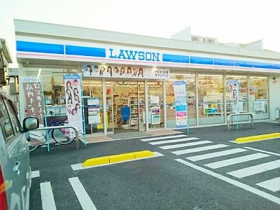 近くのローソン 富士店まで120m(徒歩2分)