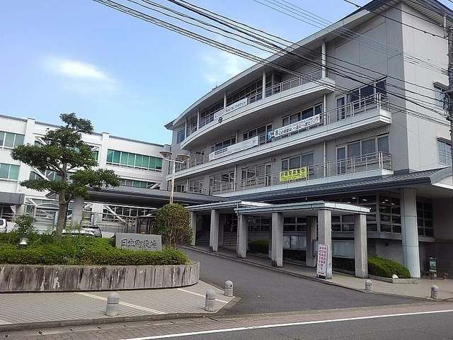 近くの日出町役場まで2,100m（徒歩27分）