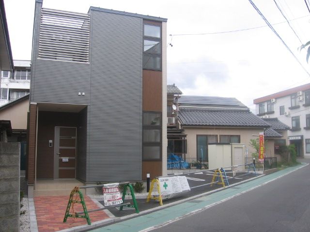 パークヴィラFの外観画像