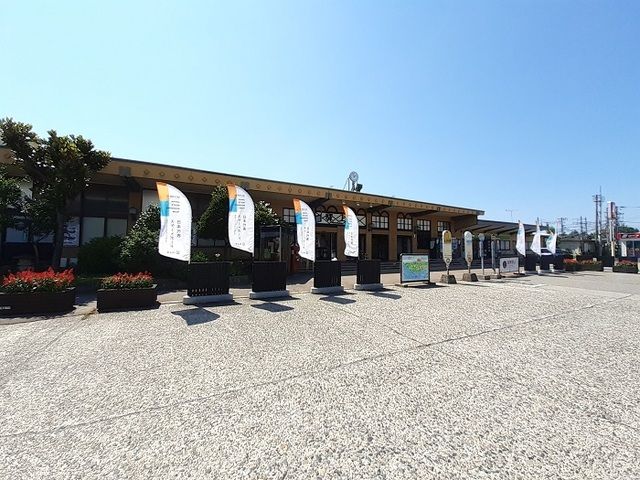 近くの村上駅まで2,700m(徒歩34分)