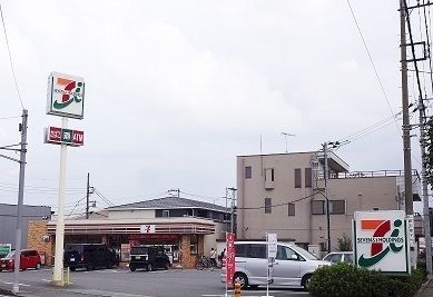近くのセブンイレブンまで350m(徒歩5分)