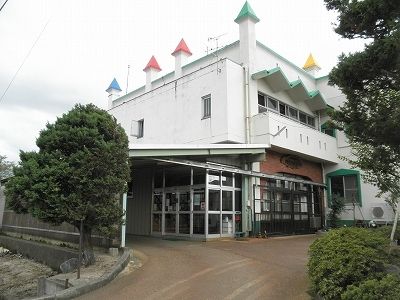 近くのおとぎのくに保育園まで100m(徒歩2分)