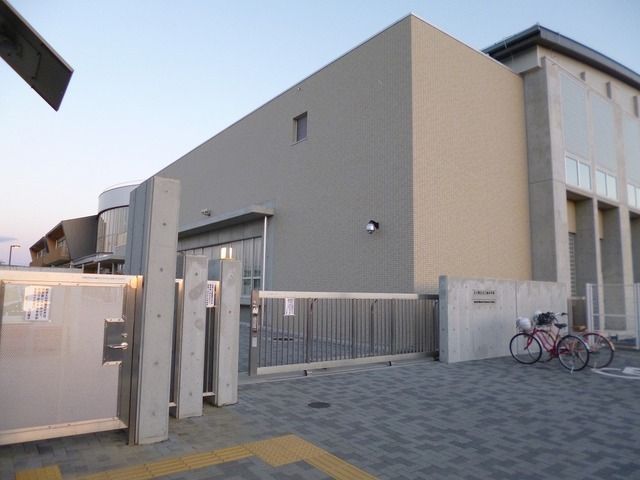 近くの大口町立 大口南小学校まで1,400m(徒歩18分)
