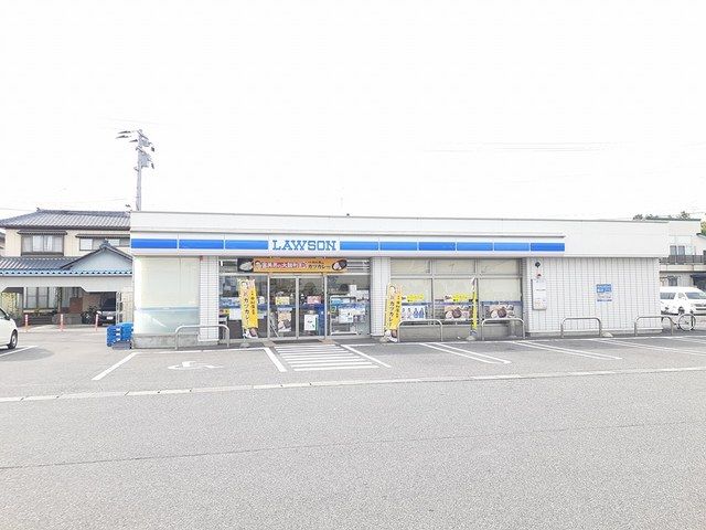 近くのローソン新潟嘉山店まで350m(徒歩5分)