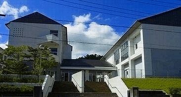 近くの園部第二小学校まで650m（徒歩9分）
